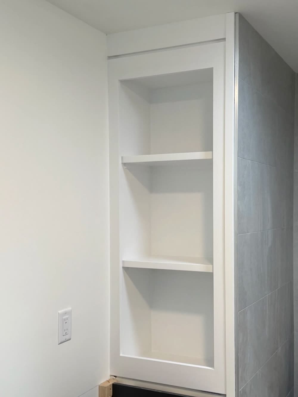 Recessed white shelving